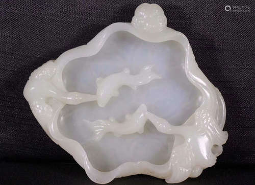 HETIAN JADE CARVED BRUSH WASHER