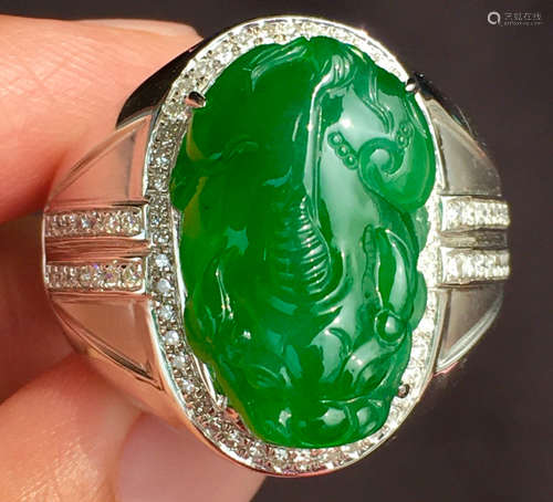 ICY GREEN JADEITE BEAST PATTERN RING