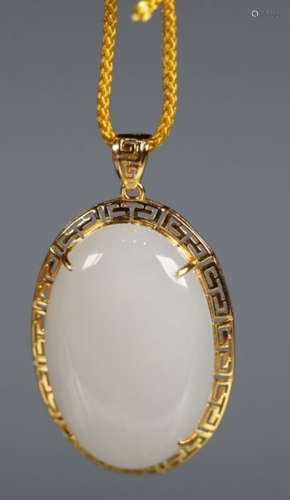 HETIAN JADE WITH GOLD PENDANT