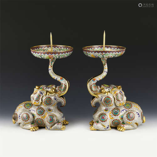 A PAIR OF CHINESE CLOISONNE ELEPHANT SHAPED CANDLE HOLDERS/Q...