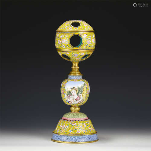 A CHINESE PAINTED ENAMEL FIGURE FLOWERS INCENSE CAGE/QING DY...