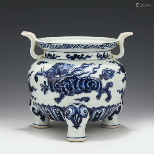 A CHINESE BLUE&WHITE PORCELAIN TRIPLE FOOT INCENSE BURNER/MI...