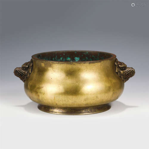 A CHINESE BRONZE ROUND DOUBLE HANDLE INCENSE BURNER/QING DYN...