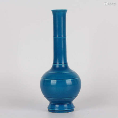 清乾隆-孔雀藍釉弦紋長頸瓶