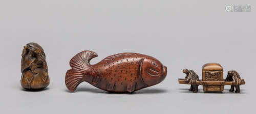 Set Japanese Old Wood Carved Netsuke