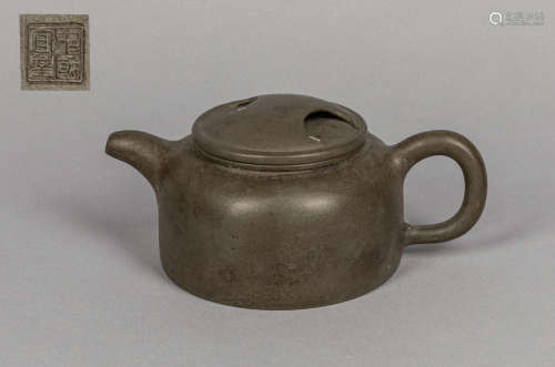 Chinese Export Zisha Tea Pot