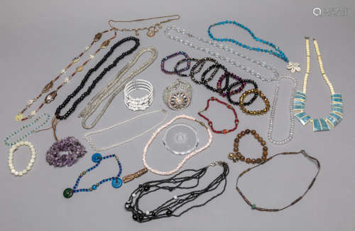 Set Designed Gem Stone Glass Custom Jewelries