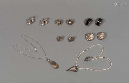 Groups Designed Silver, Brass Gemstone Jewelries