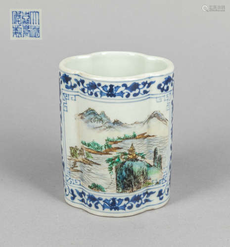 Chinese Famille Rose Porcelain Cabinet Decor Pot