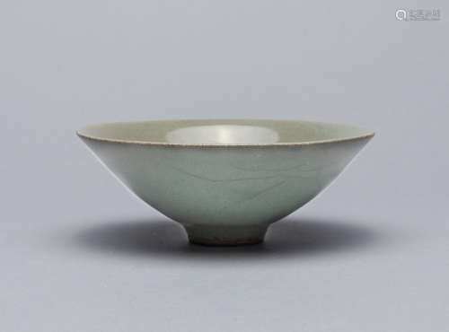 Korean Celadon-grey Glazed Porcelain Cup