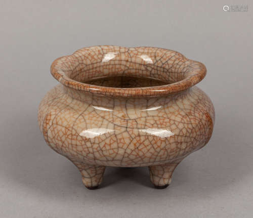 Chinese ge type porcelain censer