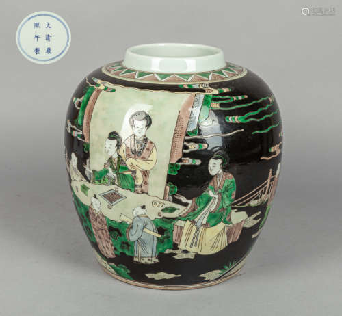 Chinese Wucai Porcelain Jar