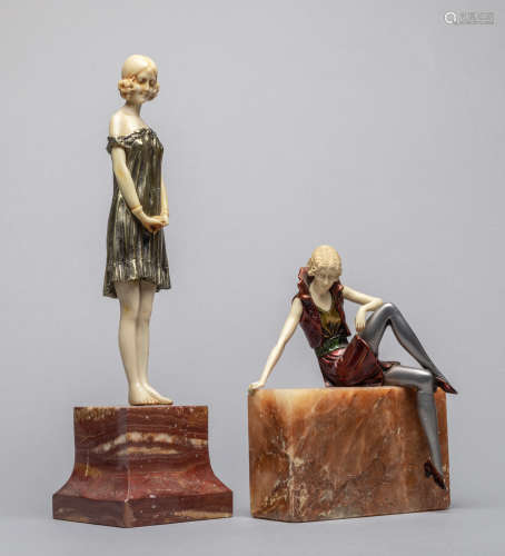 Set Table Sculpture of Girls on Marble