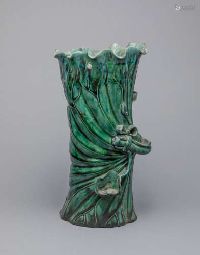Chinese Turquoise Glazed Porcelain Lotus Decor Vase