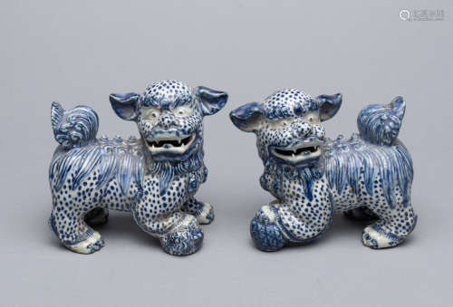 Pairs Chinese Blue White Porcelain Paper Weights