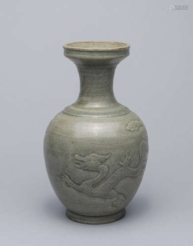 Chinese Yue Type Porcelain Dragon Decor Vase