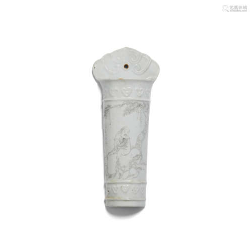 A porcelain wall vase Late Qing/Republic period