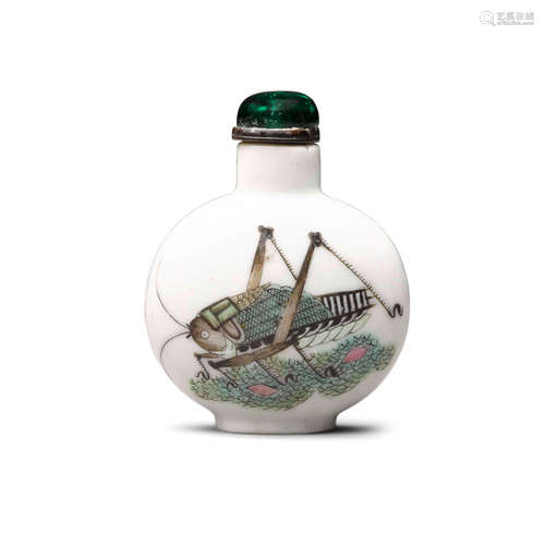 An enameled porcelain snuff bottle 1850-1940