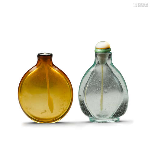 Two colored glass snuff bottles 19th century