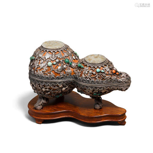 A metal embellished double gourd box and cover Late Qing/Rep...