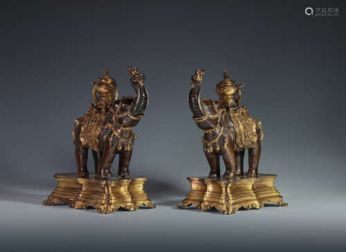Copper and gilding elephant from Qing