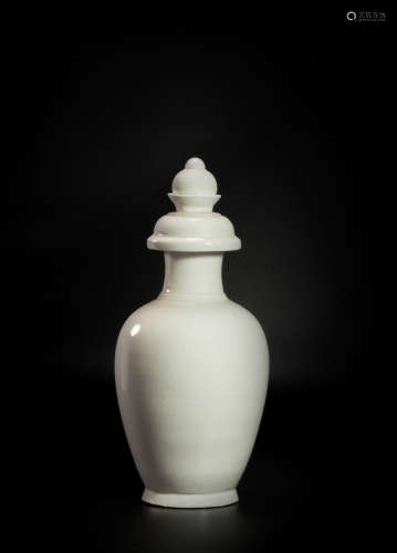 Ding Kiln cap vase from Song