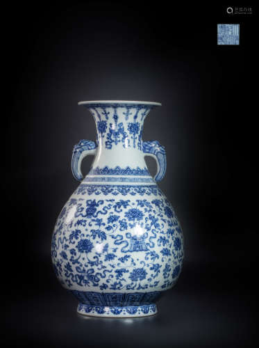 Blue and  White amphora vase from Qing