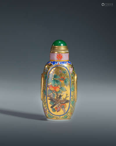 Enamel snuff bottle from Qing