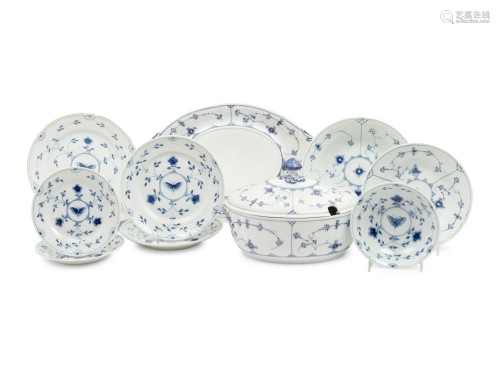 A Bing & Grondahl Porcelain Dinner Service