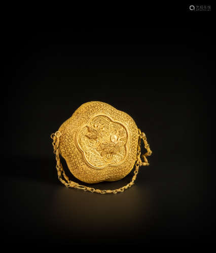 Gold perfume sachet from Qing