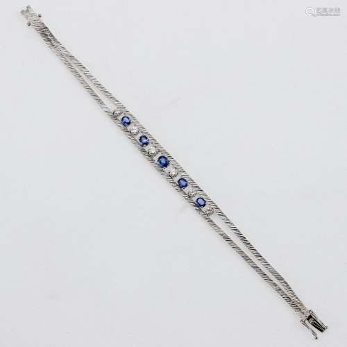 Kornblumenblaues Saphir-Armband mit Brillanten 750/- Weißgol...