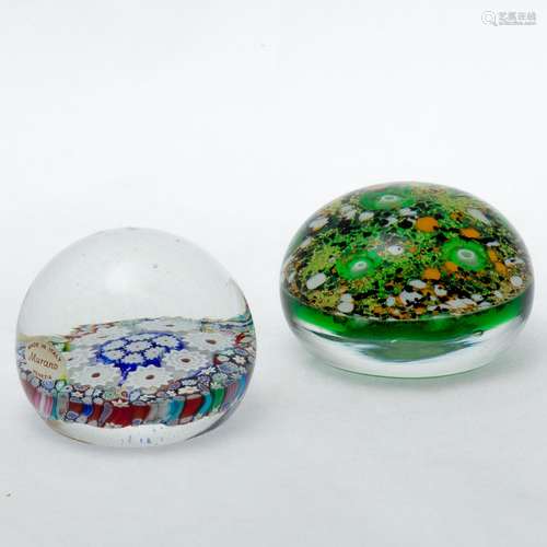 2 unterschiedliche Paperweights Murano und Vetro Artistico M...