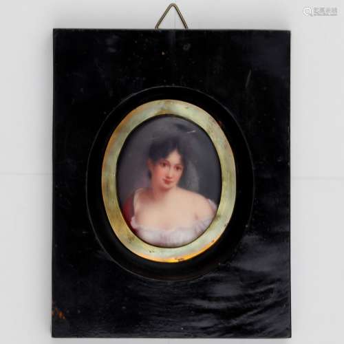 Porzellanplatte Frauenporträt Um 1900. Porzellan, weiß, glas...