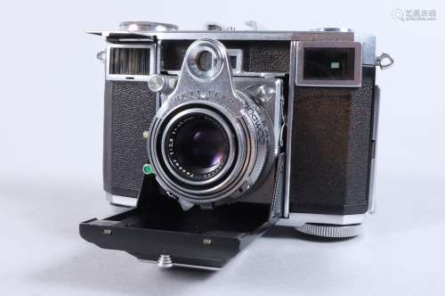 A Contessa 35 Folding Camera, second version, 1953-55, seria...