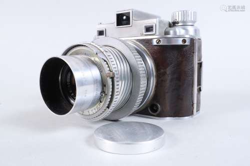 A Kodak Medallist II Camera, serial no 93607, shutter workin...