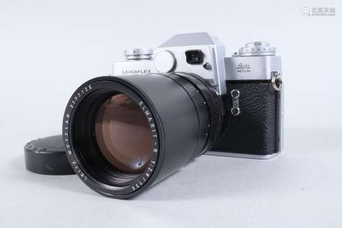 A Leitz Wetzlar Leicaflex Camera, chrome, serial no 1154502,...
