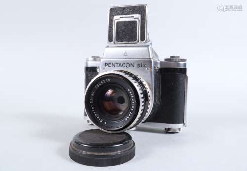 A Pentacon Six Camera Outfit, serial no 11626, shutter errat...