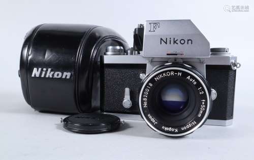 A Nikon F Photomic T SLR Camera, chrome, serial no 6953334, ...
