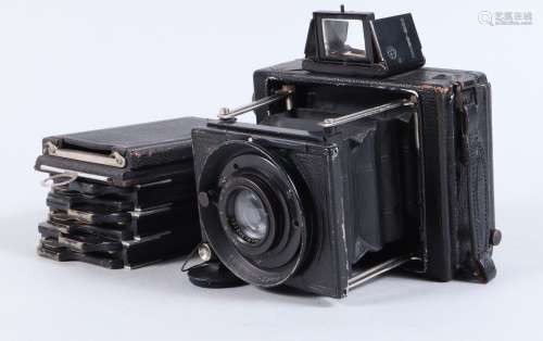 A Ernemann Klapp Camera, serial no 896319, 1920-26, shutter ...