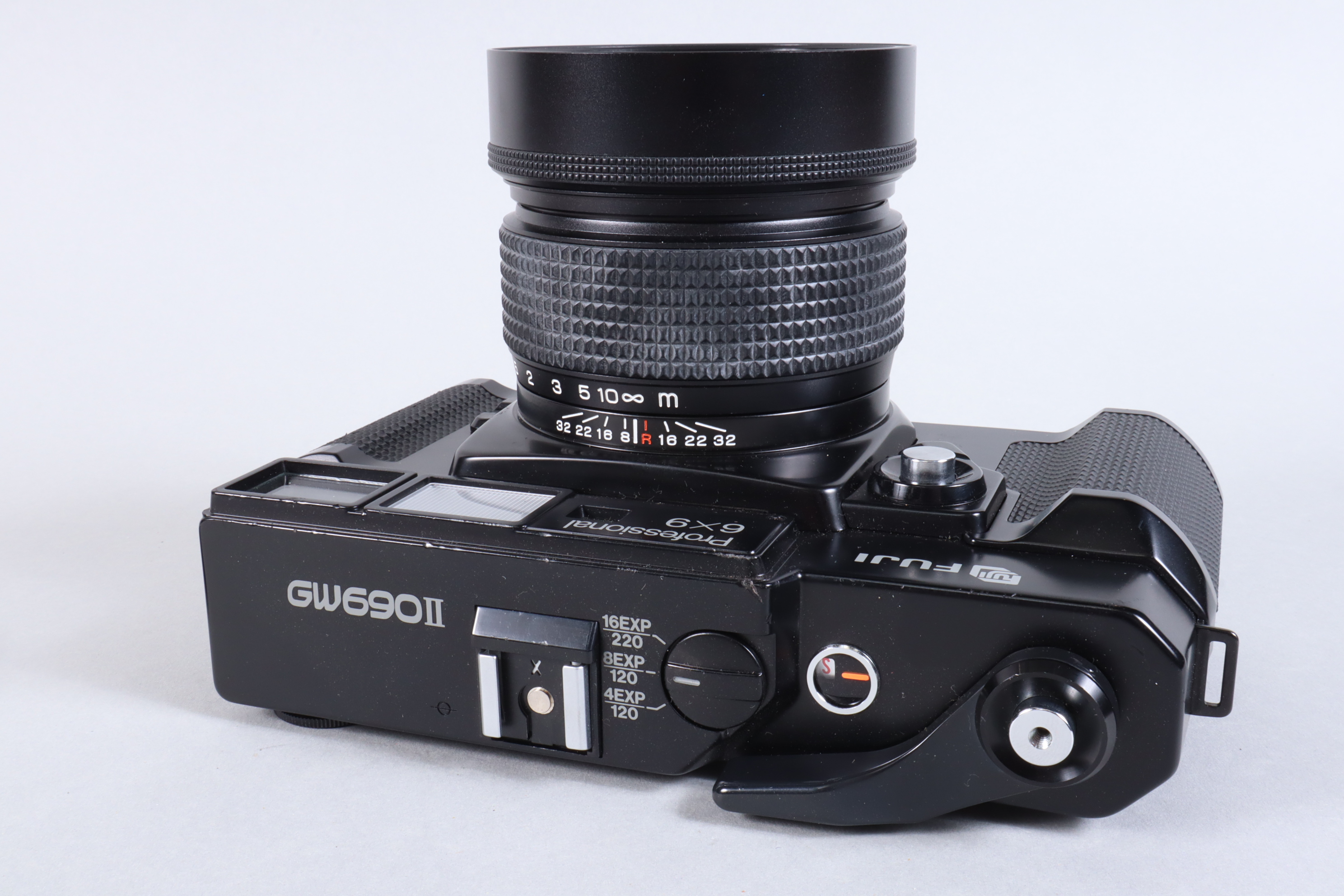 A Fuji Professional 6x9 GW690 II Camera, serial no, 6050183 