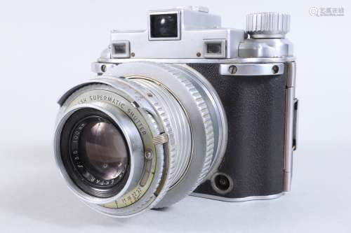 A Kodak Medalist II Camera, serial no 82528, shutter lever n...