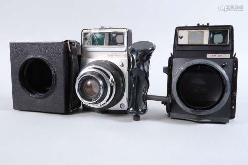 Graflex XL Cameras, a Graflex XL +g, body P-F, glass damaged...