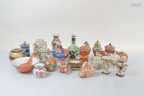 A collection of Chinese and Japanese polychrome decorated po...