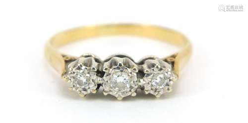 Unmarked gold diamond trilogy ring, size N, 2.7g