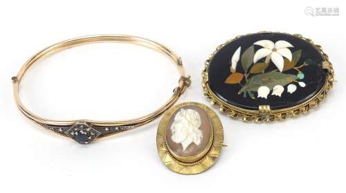 Antique jewellery comprising a pietra dura brooch, cameo bro...