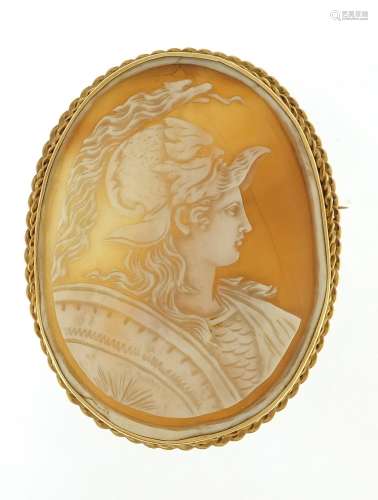 Large well detailed gladiator cameo brooch with 9ct gold mou...