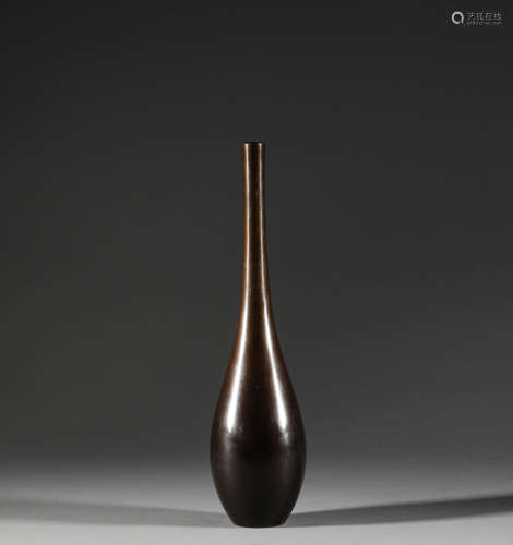Qing Dynasty copper bottle