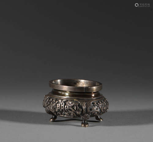 Silver Flower censer in Qing Dynasty