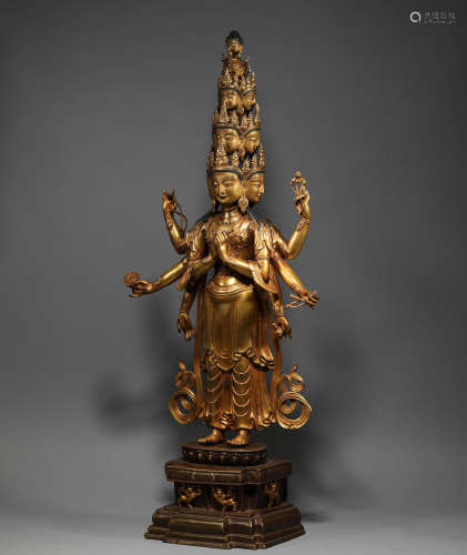 Bronze gilded statues of Avalokitesvara in the Qing Dynasty