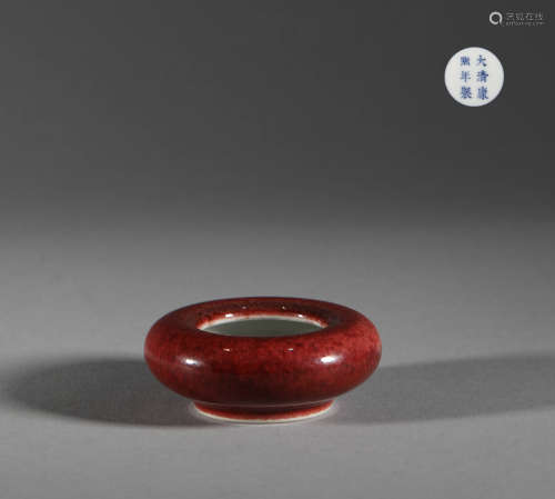 Seasonal red washing of monochrome glaze in Qing Dynasty